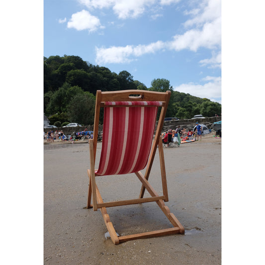 Fuchsia Mango Wood Folding Premium Deck Chair